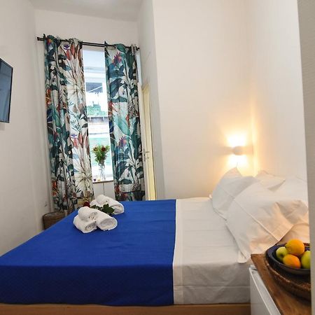 La Dimora Di Artemide B&B Napoli Dış mekan fotoğraf