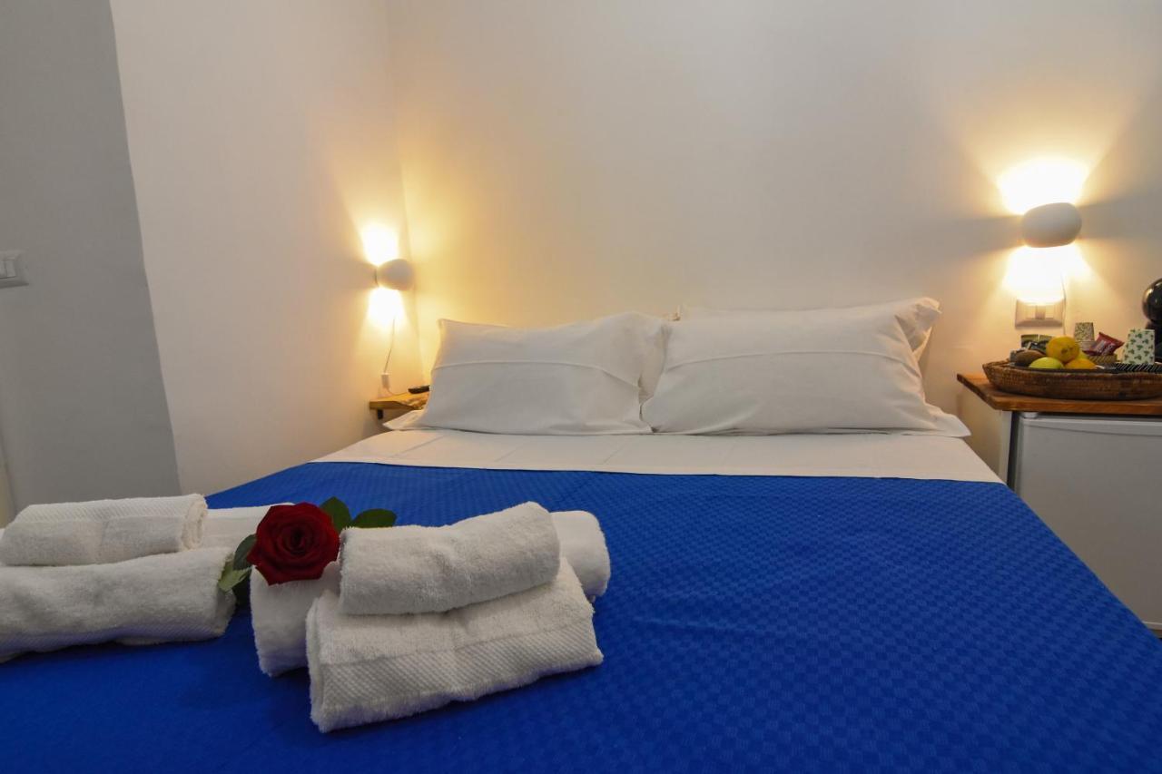 La Dimora Di Artemide B&B Napoli Dış mekan fotoğraf