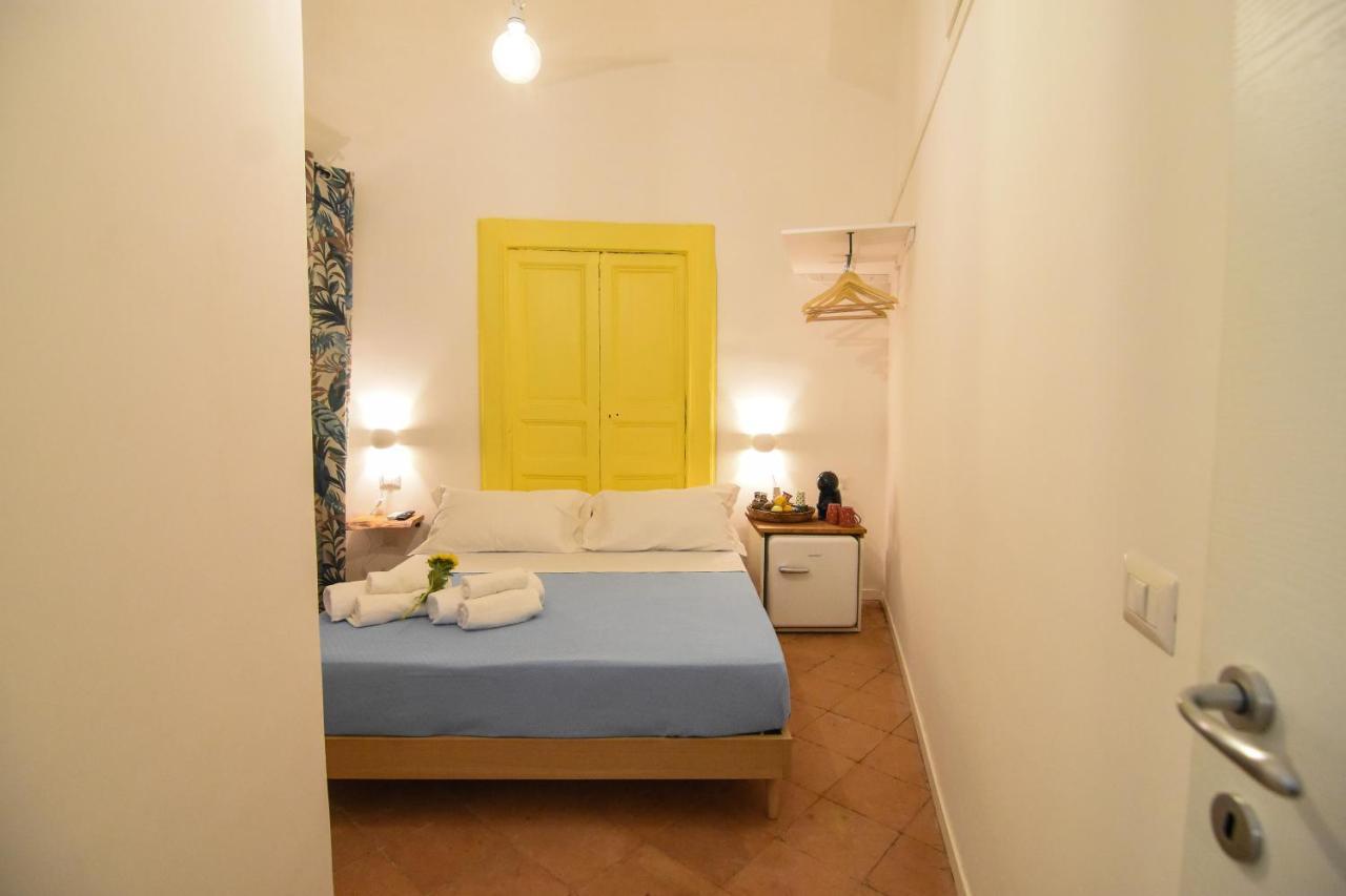 La Dimora Di Artemide B&B Napoli Dış mekan fotoğraf
