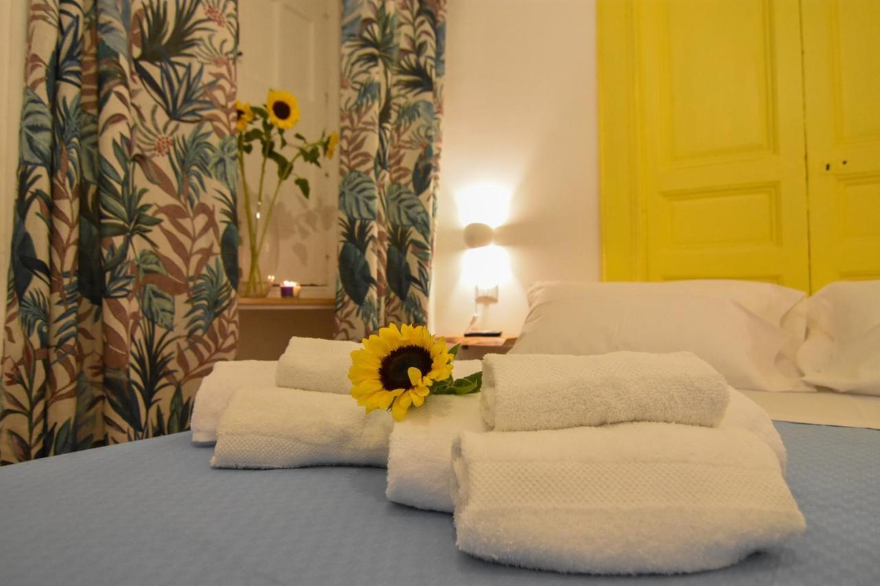 La Dimora Di Artemide B&B Napoli Dış mekan fotoğraf
